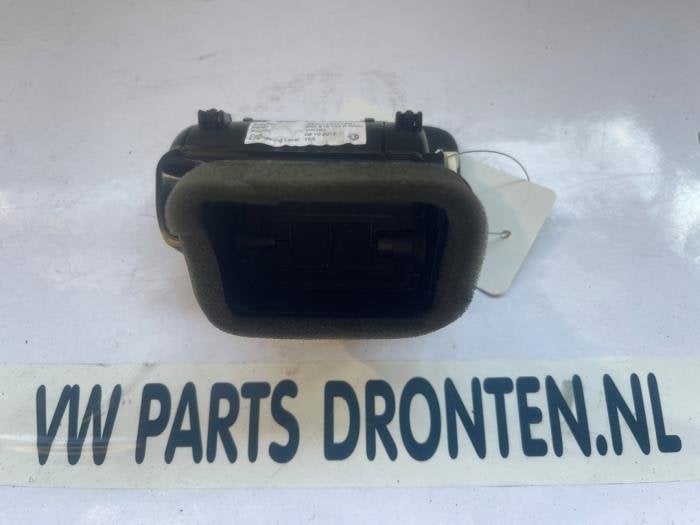 Grille aération tableau de bord d'un Volkswagen Polo, Volkswagen, -, 3 mois de garantie, Utilisé
