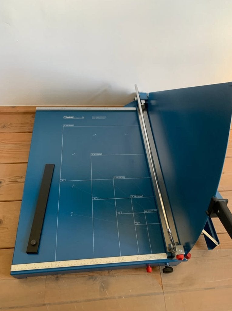 Dahle 589 Hefboomsnijmachine A2 universeel mes 70cm, Ophalen, Zo goed als nieuw