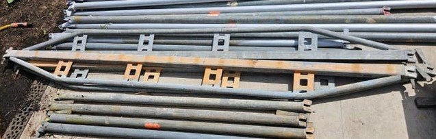 Layher steiger onderdelen, Doe-het-zelf en Bouw, Steigers, Ophalen, Gebruikt, Gevelsteiger, 5 meter of hoger