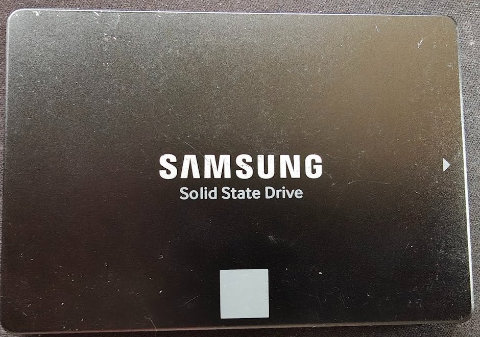 Samsung 850 EVO 1TB SSD – 99% gezondheid – slechts 2,2 TB, Computers en Software, Harde schijven, Intern, Gebruikt, Ophalen of Verzenden