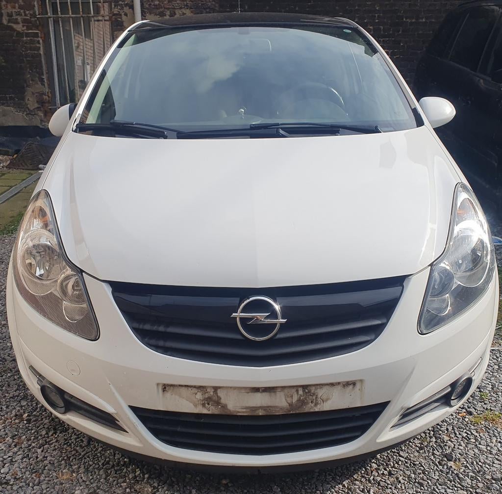 Bonjour opel corsa 1.2 essence 148000km 2010 très propres, Autos, Achat, Particulier, Corsa, Essence