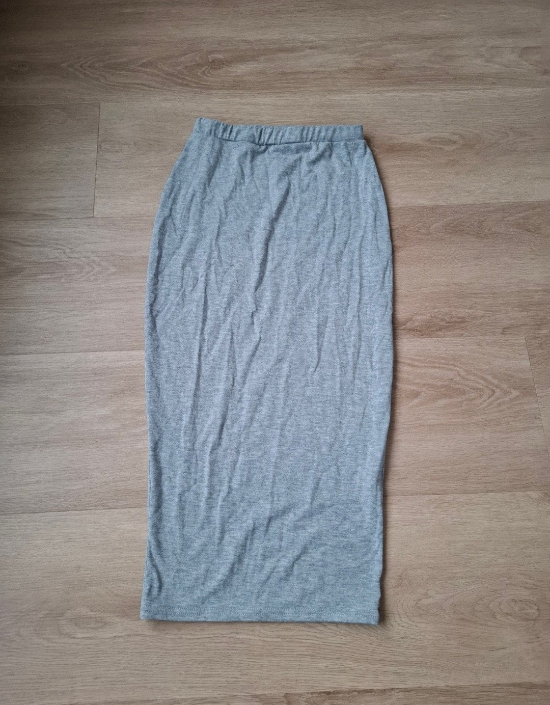Lange rok Pretty Little Things maat 34, Kleding | Dames, Rokken, Pretty Little Things, Ophalen of Verzenden, Zo goed als nieuw