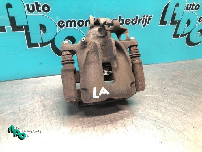 Remklauw (Tang) links-achter van een Renault Trafic (Trafic, Gebruikt, -, Renault, -