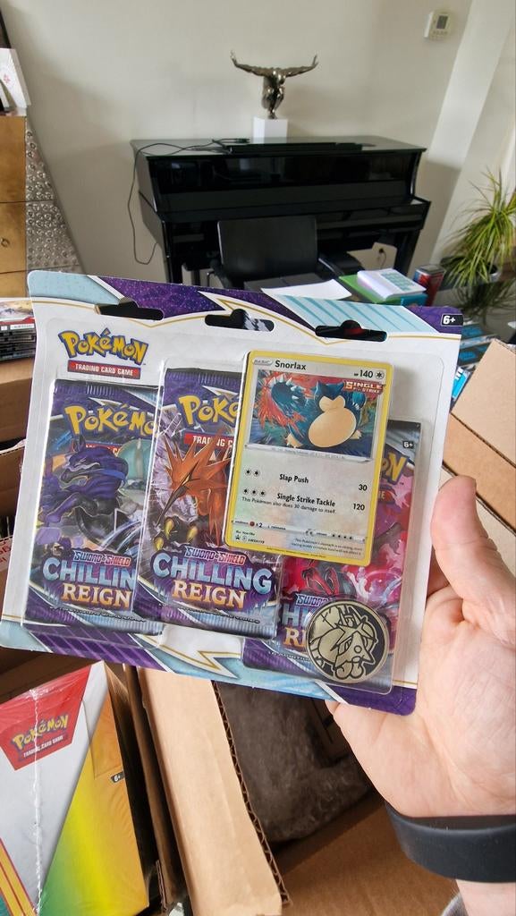 Pokémon Chilling Reign 3 pack blister (Snorlax, 3 besch.), Ophalen of Verzenden, Nieuw, Booster