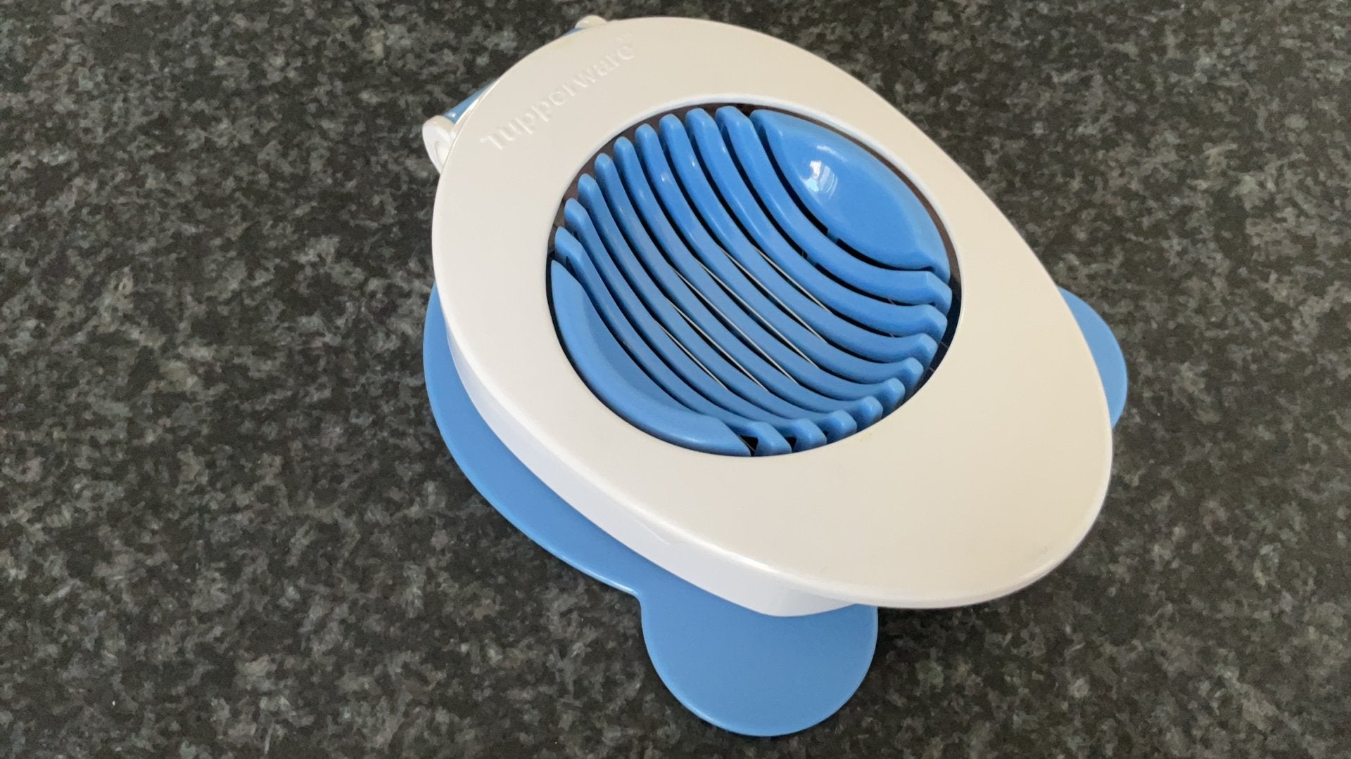 Tupperware eiersnijder, Ophalen of Verzenden, Zo goed als nieuw