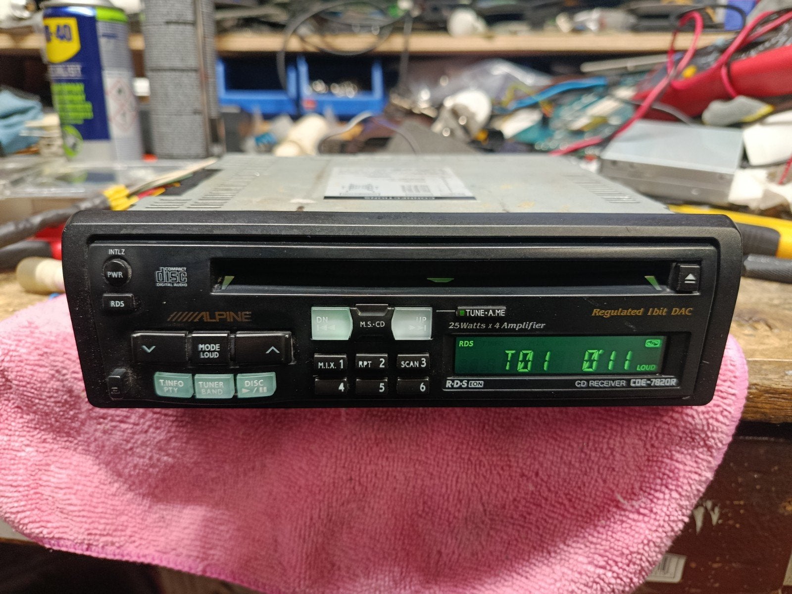 Alpine autoradio CD, Ophalen