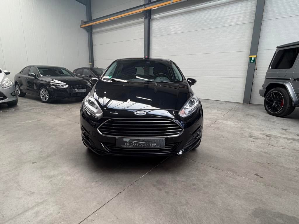 Ford Fiesta 1.5 TDCi Titanium (2015) – Zuinig,Betrouwbaar, Auto's, Voorwielaandrijving, Stof, 4 cilinders, Zwart