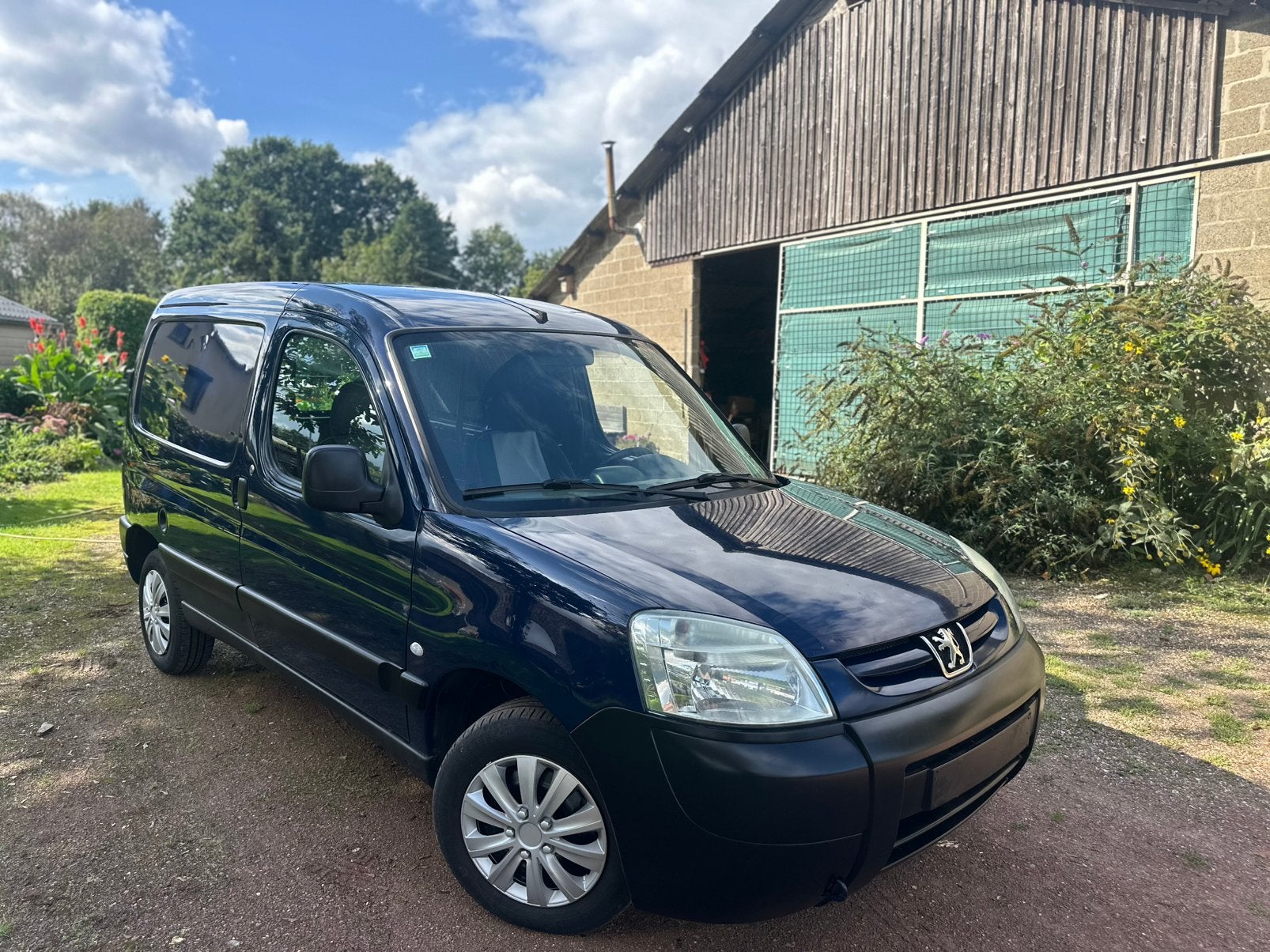 ❇️Peugeot partner 1.4Benzine lichte vracht gekeurd v verkoop, Auto's, Trekhaak, Handgeschakeld, Particulier, Peugeot