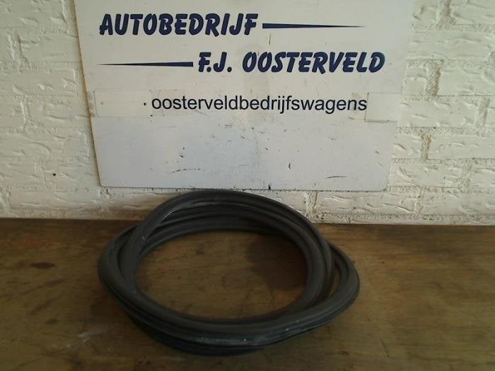 Portierrubber 4Deurs links-voor van een Audi A3, Gebruikt, -, -, -