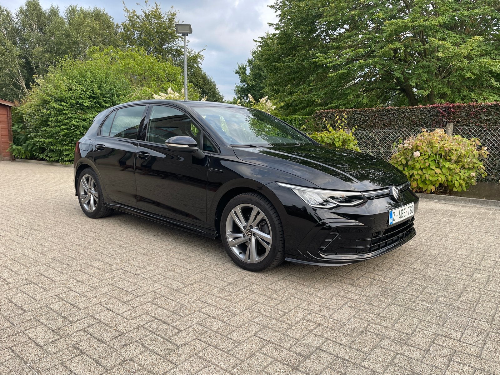 R-line !! 27.000km!! Automatique !! Essence !! Tva déductib, Auto's, Alcantara, Zwart, Berline, 5 deurs