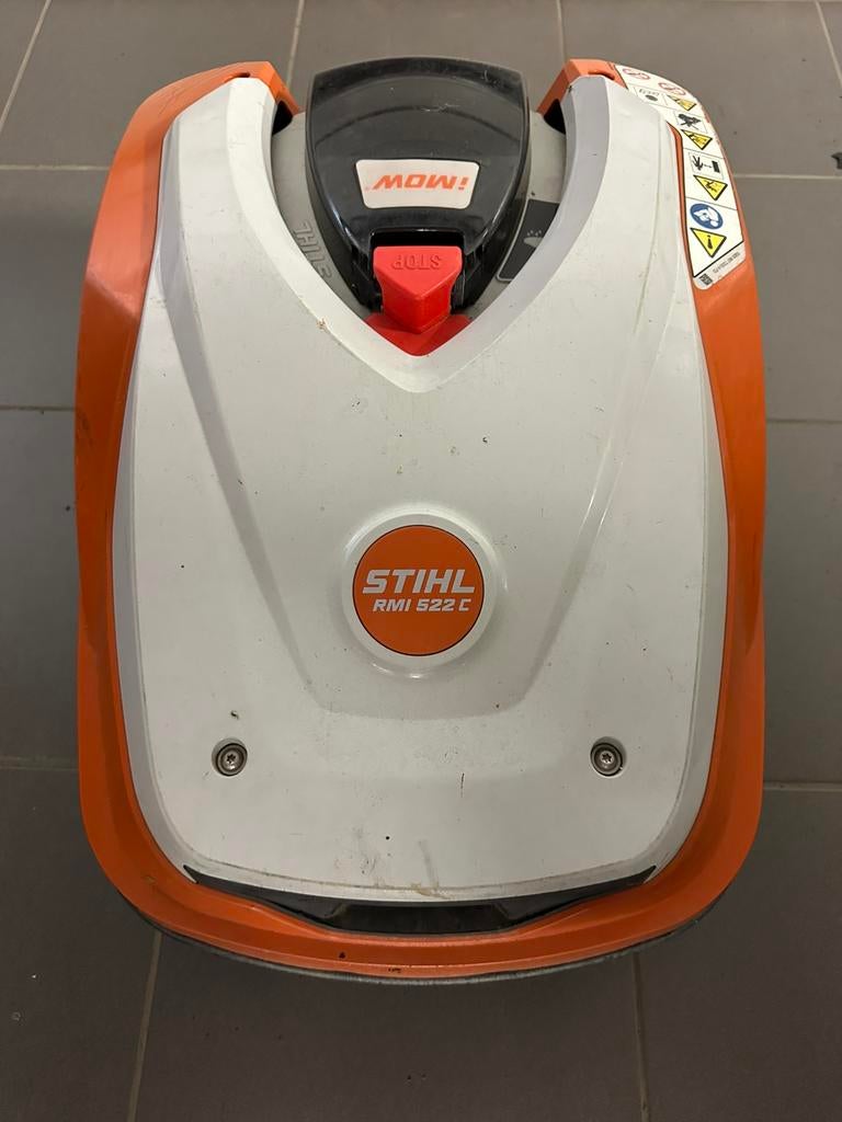 Robot tondeuse Stihl 522C, Enlèvement, Comme neuf