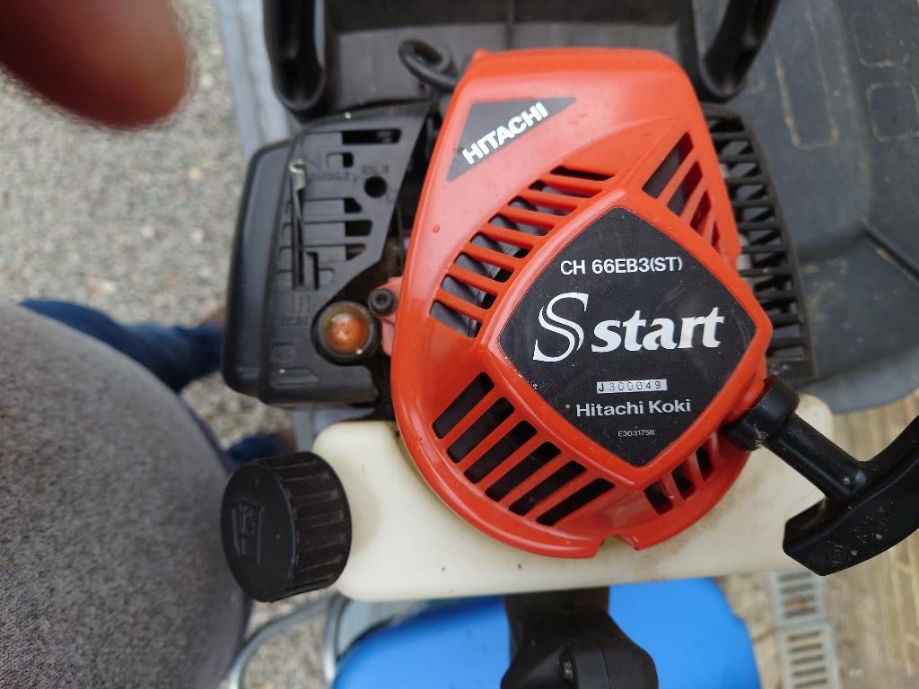 heggeschaar, Tuin en Terras, Ophalen, Gebruikt, Benzine, Hitachi