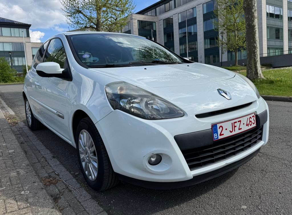 Renault Clio 3 fase 2, Auto's, Renault, Particulier, Airconditioning, Benzine, Euro 5, Zwart, Zwart, Ophalen