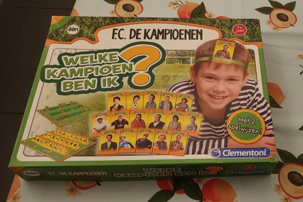 "F.C. de kampioenen spel: "Welke kampioen ben ik", Hobby en Vrije tijd, Gezelschapsspellen | Overige, Een of twee spelers, Ophalen
