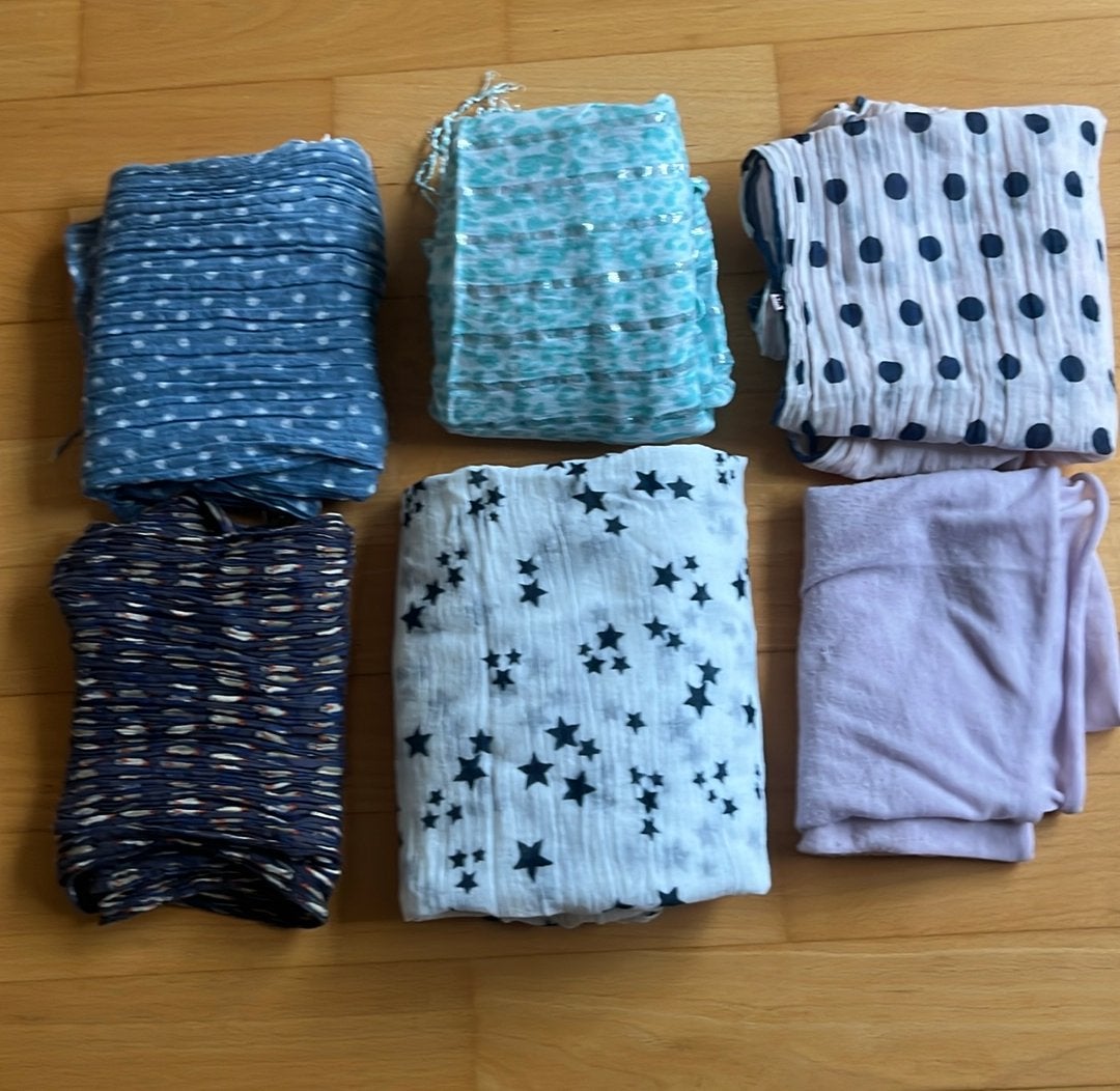 Lot de foulards, Vêtements | Femmes, Enlèvement, Porté, Écharpe