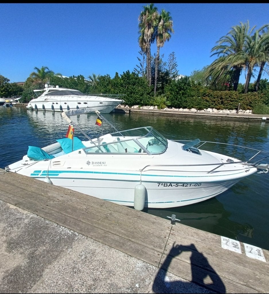 Jeanneau Leader 605 te koop Spanje (Costa Brava), Sports nautiques & Bateaux, Speedboat, Jeanneau, 205 ch, 200 ch ou plus, Démarrage électrique