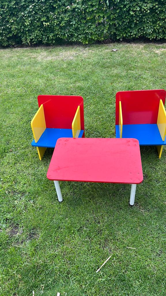 Kinderstoeltje, Enfants & Bébés, Jouets | Tables de jeux, Enlèvement, Comme neuf