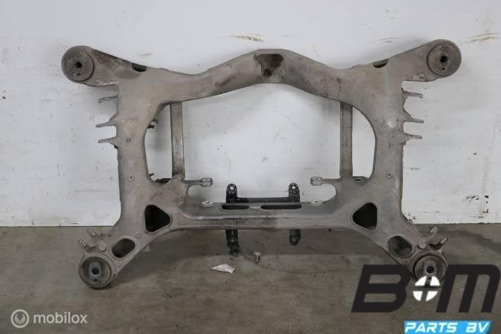 Subframe achteras Porsche Panamera 97033105121, Utilisé