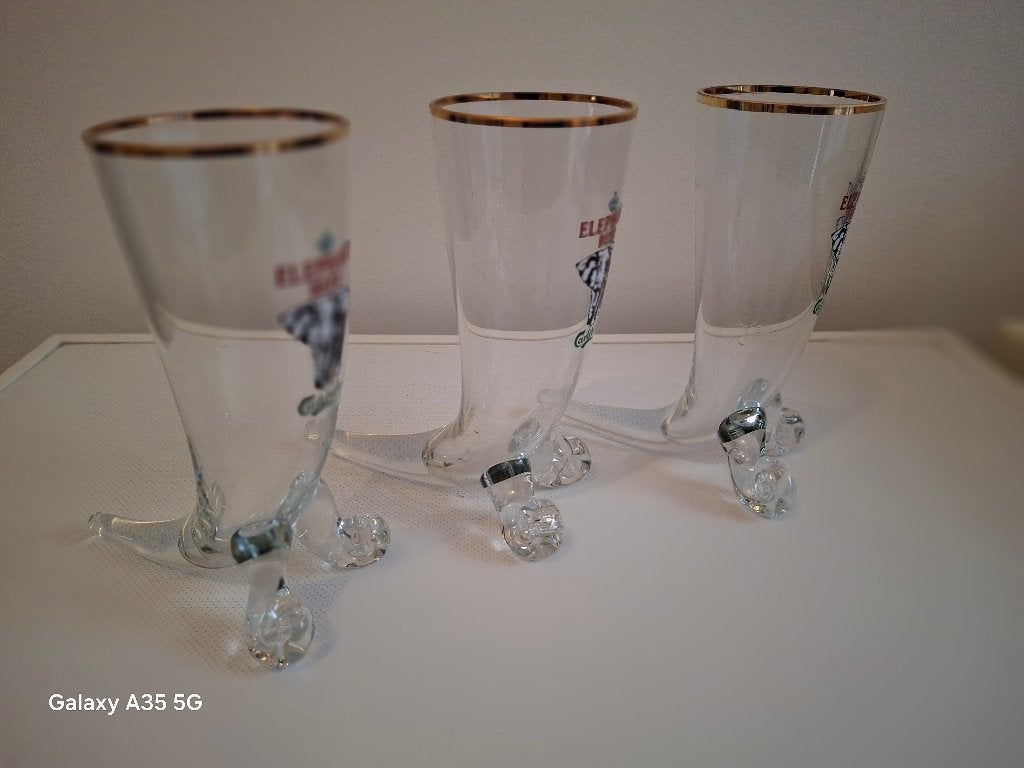 FORME SPECIALE VERRE ELEPHANT DE CALSBERG, Collections, Enlèvement, Comme neuf, Verre ou Verres, Autres marques