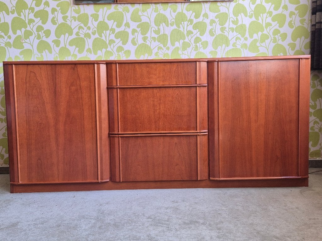 VENTURA - Kombikommode, Ophalen, 150 tot 200 cm, Zo goed als nieuw, 3 of 4 laden