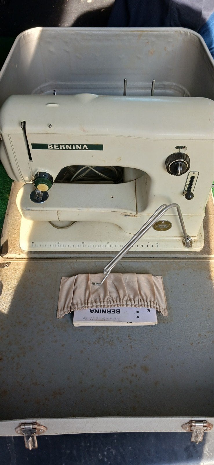 machine à coudre Bernina 533 dans sa boîte d'origine, Hobby & Loisirs créatifs, Enlèvement ou Envoi, Utilisé, Machine à coudre