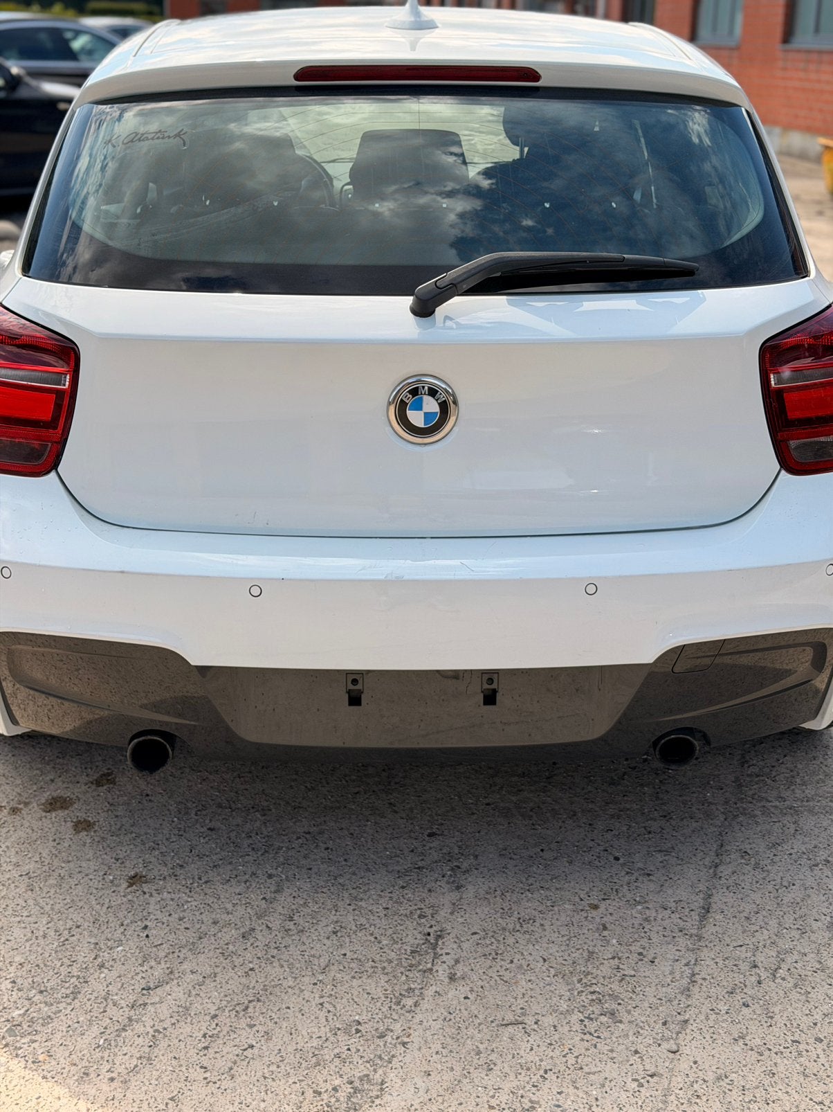 BMW SÉRIE 1 ✅ 116iA M PACK - 135i Diffuseur CARPLAY XÉNON, Autos, BMW, 100 kW, Achat, Euro 6, Garantie prolongée