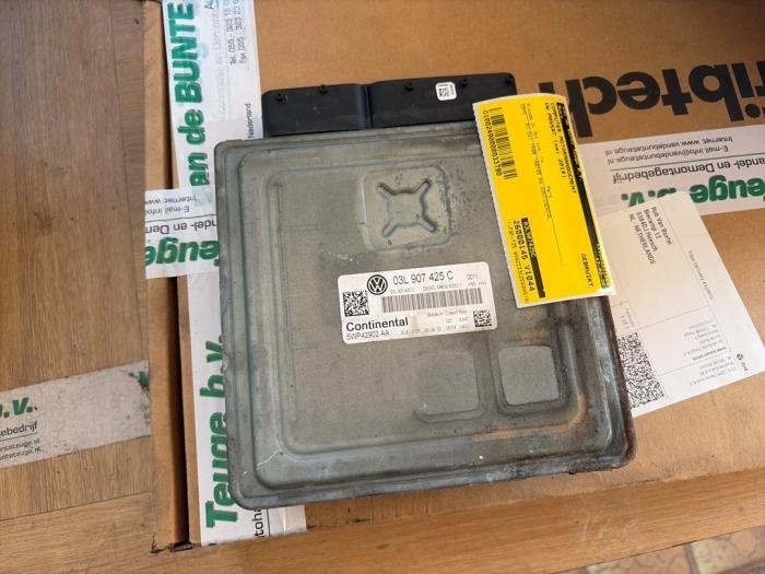 Ordinateur gestion moteur d'un Volkswagen Passat, Volkswagen, -, 3 mois de garantie, Utilisé