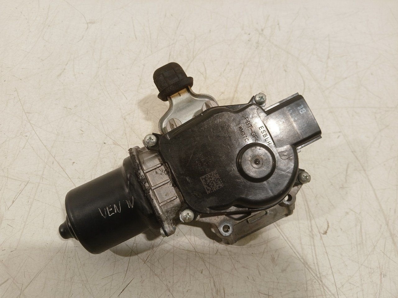 Ruitenwissermotor voor Renault Clio, Onderdelen@venauto.nl, Van der Ven Autorecycling B.V., Ettenseweg 76, 4706 PB Roosendaal, The Netherlands