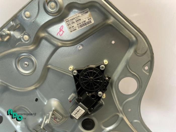 Mécanique vitre 4portes arrière gauche d'un Hyundai I30 (I, Autos : Pièces & Accessoires, -, 3 mois de garantie, Utilisé, Hyundai