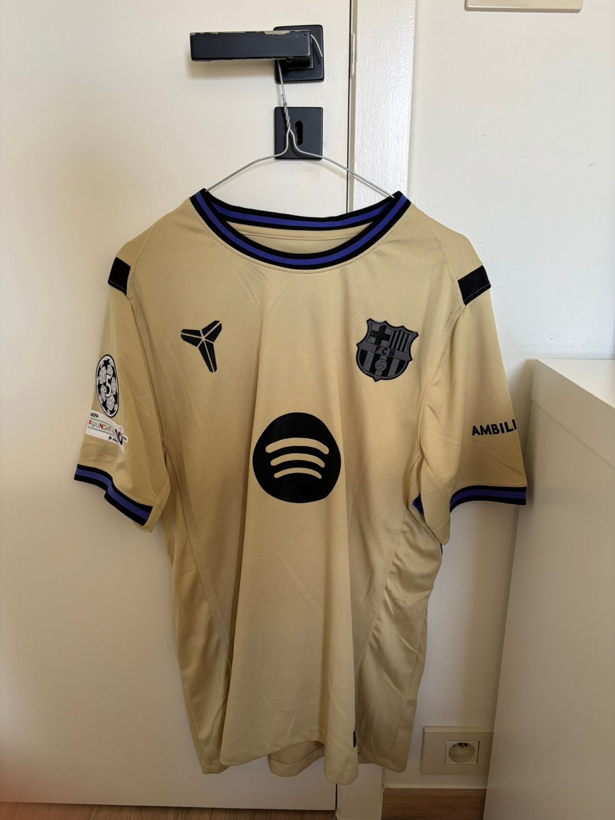Lamine Yamal, Taille XL, Enlèvement ou Envoi, Comme neuf, Maillot