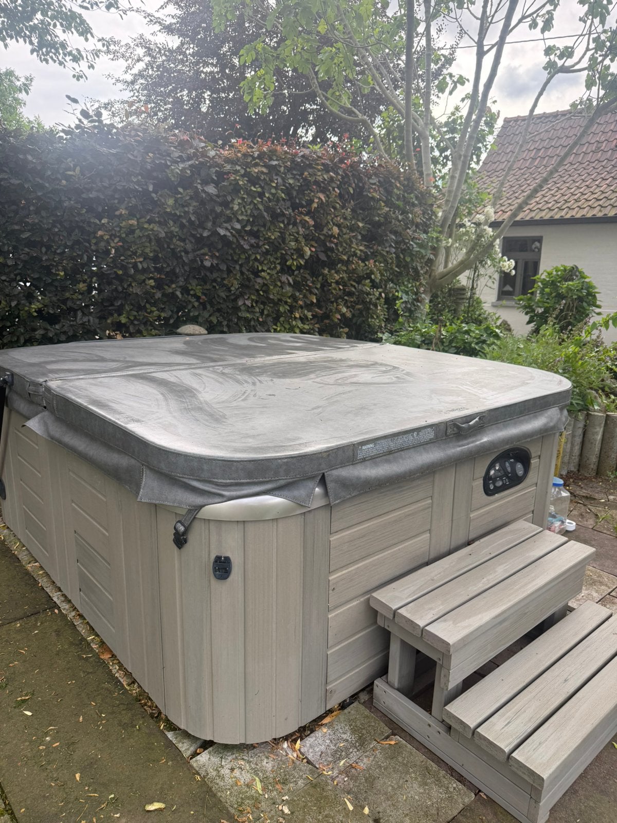 Hotspring progidy, Tuin en Terras, Ophalen, Zo goed als nieuw