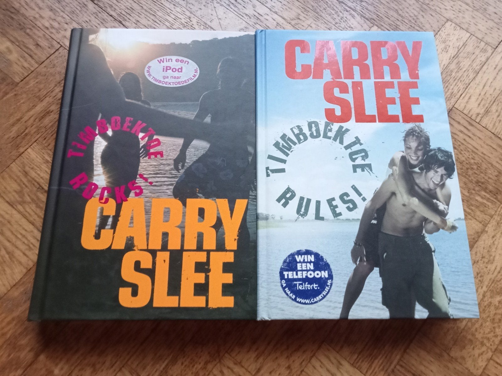 2 boeken Carry Slee Timboektoe, Boeken, Ophalen of Verzenden, Gelezen