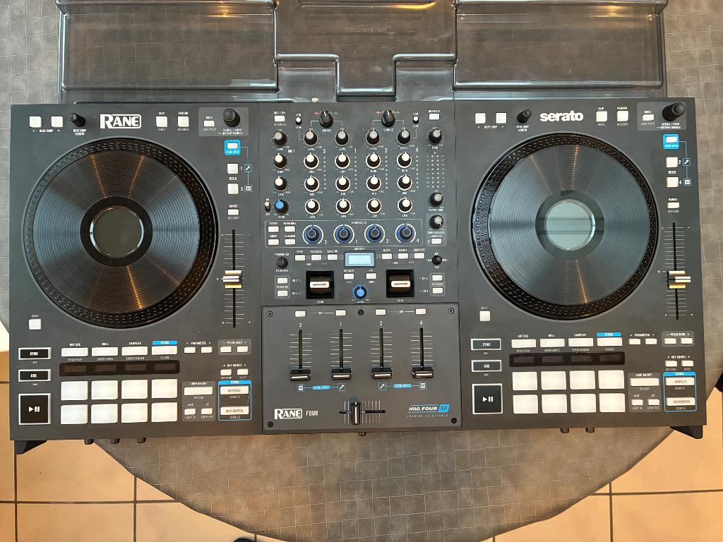 Rane four, Enlèvement, Neuf, DJ-Set, Autres marques