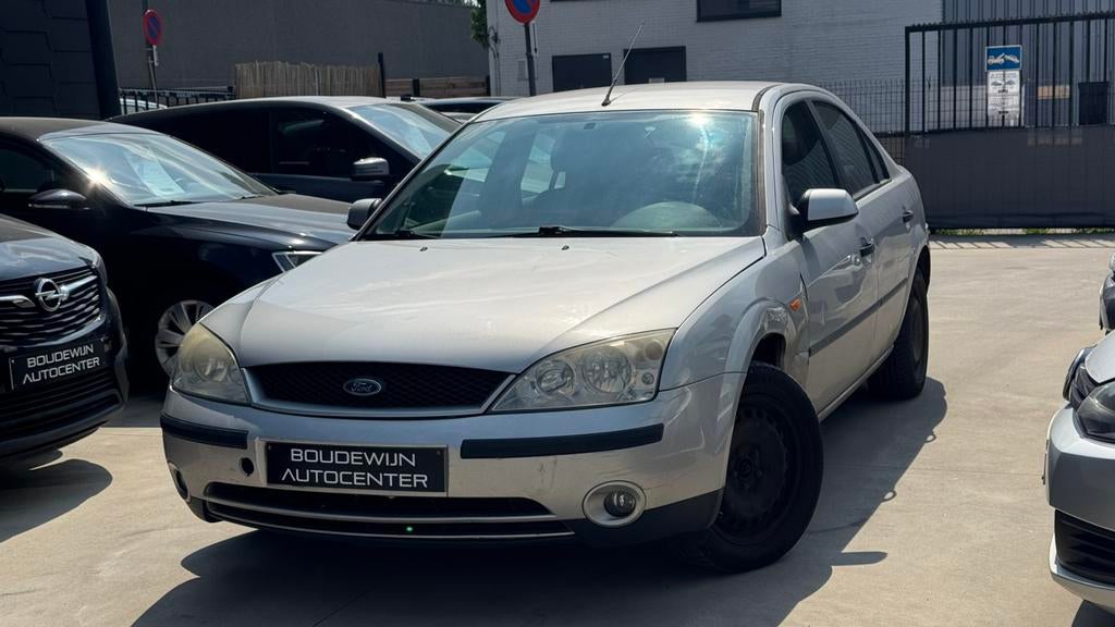 Ford Mondeo 1.8Benzine 2003 180.xxxkm beginnerswagen, Voorwielaandrijving, Stof, Zwart, Mondeo