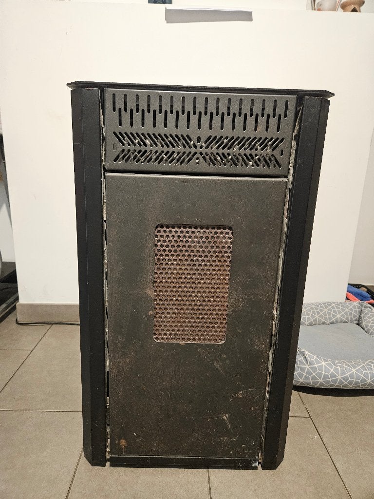 Poêle à pellet, 500 à 800 watts, Enlèvement, Utilisé, 80 cm ou plus