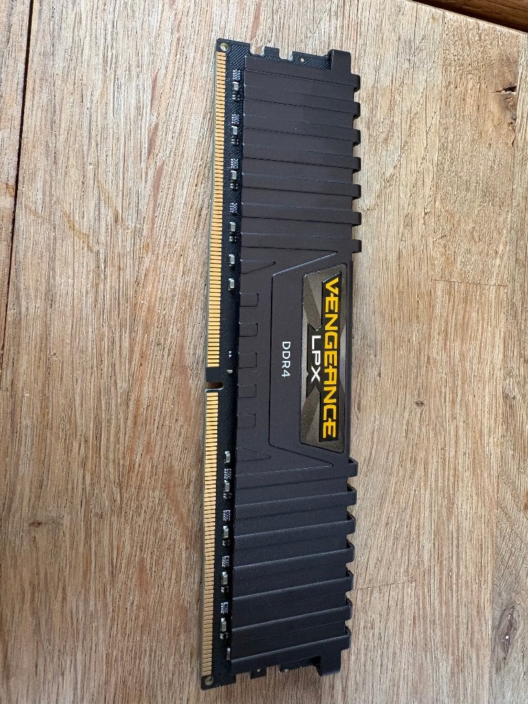 Corsair Vengeance LPX 32GB ddr4 3800 mhz, Computers en Software, RAM geheugen, 32 GB, DDR4, Ophalen of Verzenden, Zo goed als nieuw