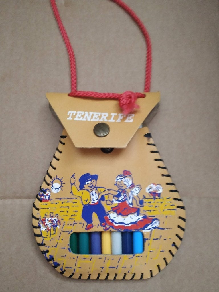souvenier zakje met stiften tenerife,, Ophalen of Verzenden