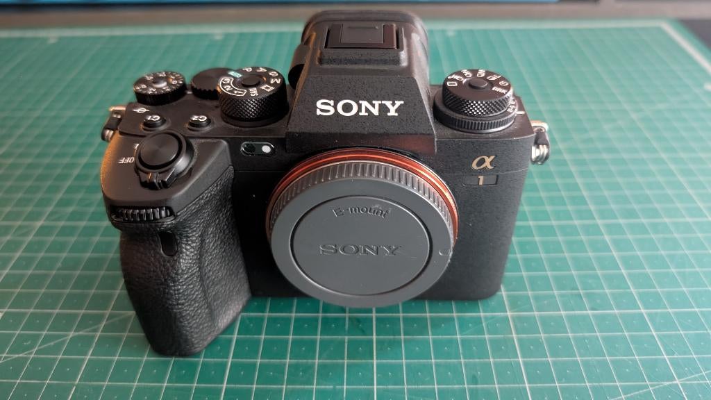 Sony A1 (ILCE-1)  - Nieuw (10 clicks), Neuf, Enlèvement, Sony, Reflex miroir