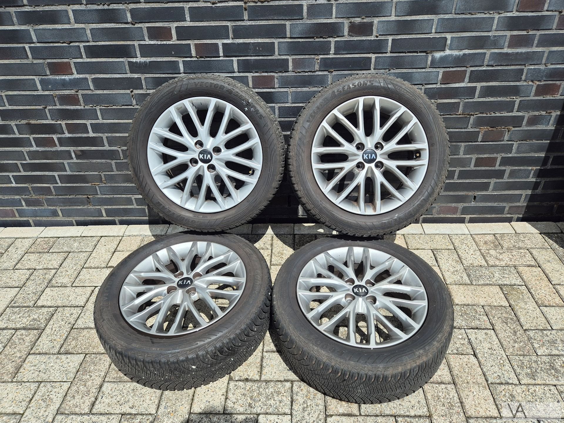 Set velgen met banden Kia Rio Stonic 6mm 16 inch Swift Yaris, Pneus et Jantes, Véhicule de tourisme, -, Utilisé