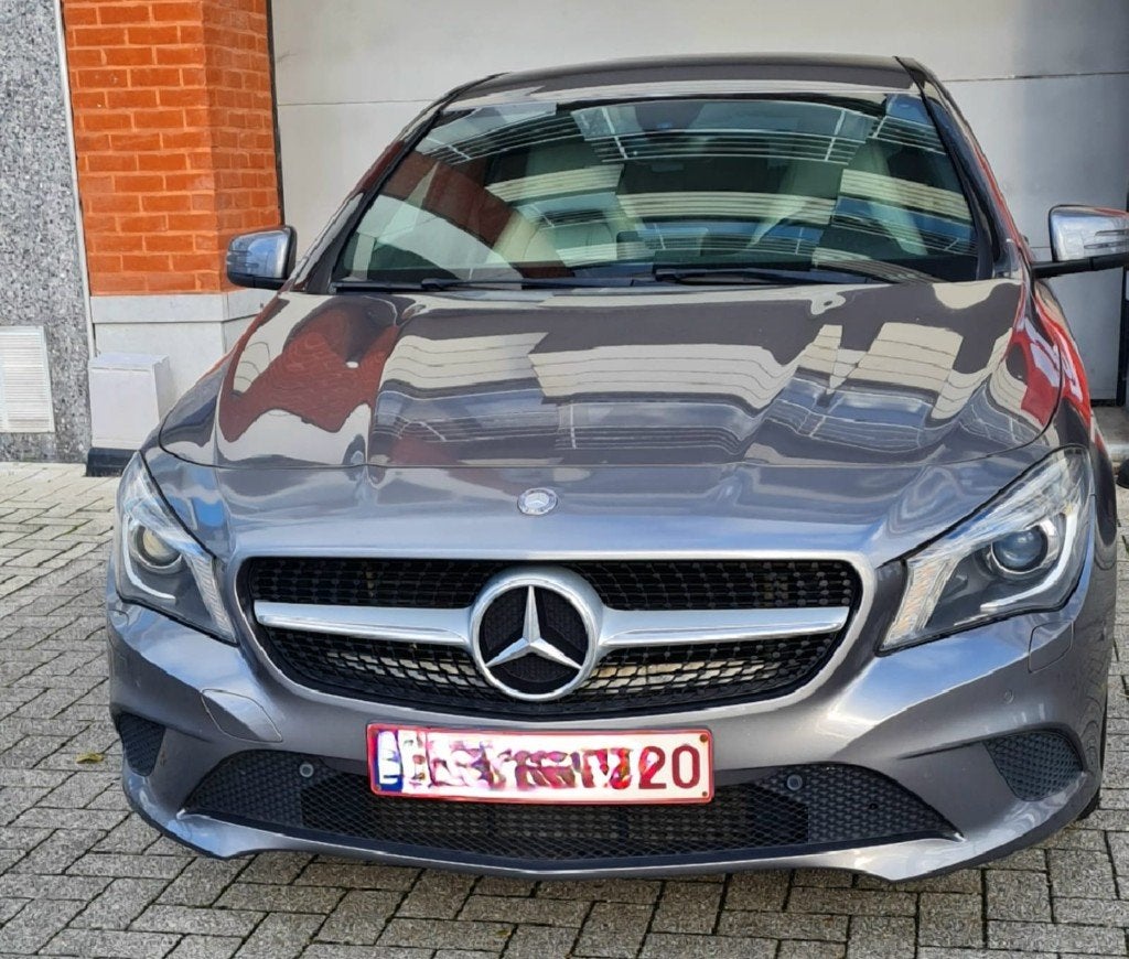 Mercedes-Benz model CLA200 met 88000km, Euro 6, Alcantara, Parkeerassistent, Particulier