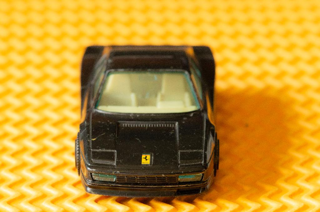 Modèle de voiture Ferrari Testarossa noir, Enlèvement ou Envoi, Utilisé