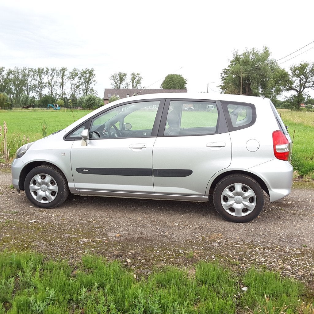 Honda JAZZ 2005 133000KM Gekeurd Waarborg, Auto's, Honda, Bedrijf, Jazz, Airbags, Airconditioning, Alarm, Centrale vergrendeling