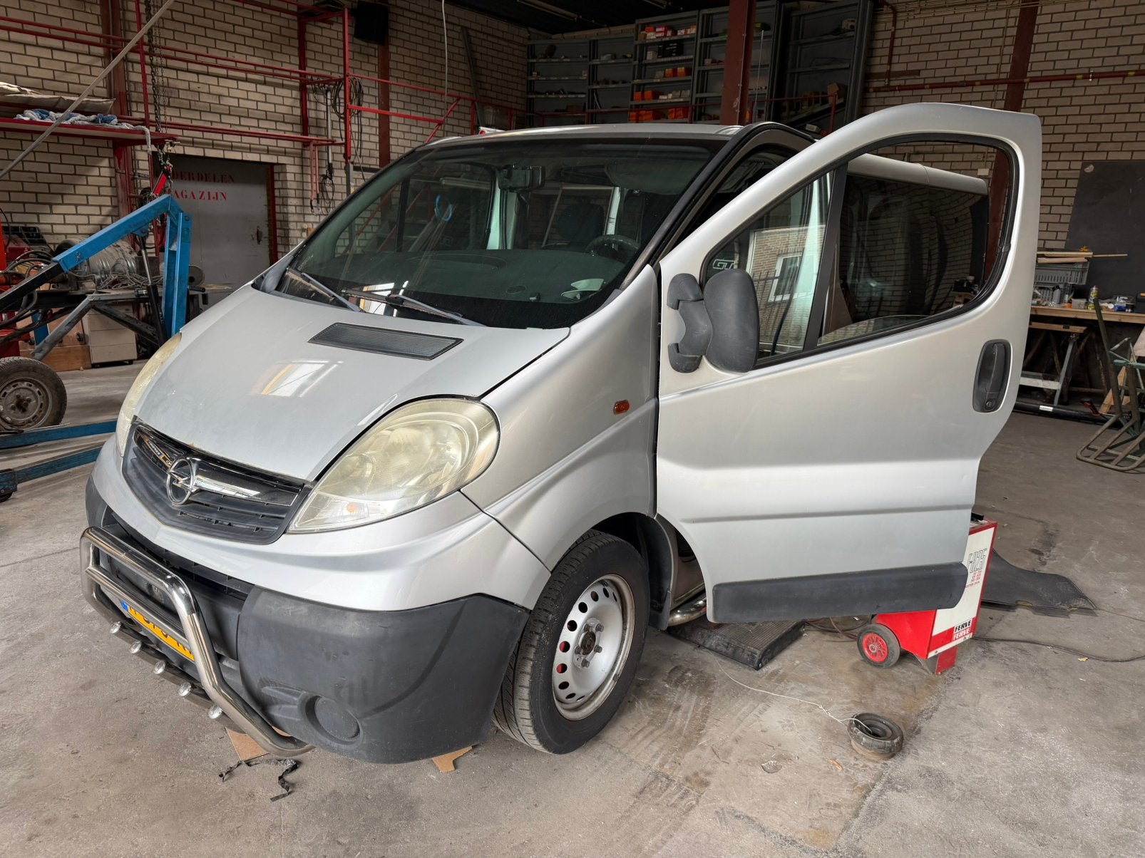 Opel vivaro 2.0 2007 camperbus hefdak, Caravans en Kamperen, Bedrijf, Diesel