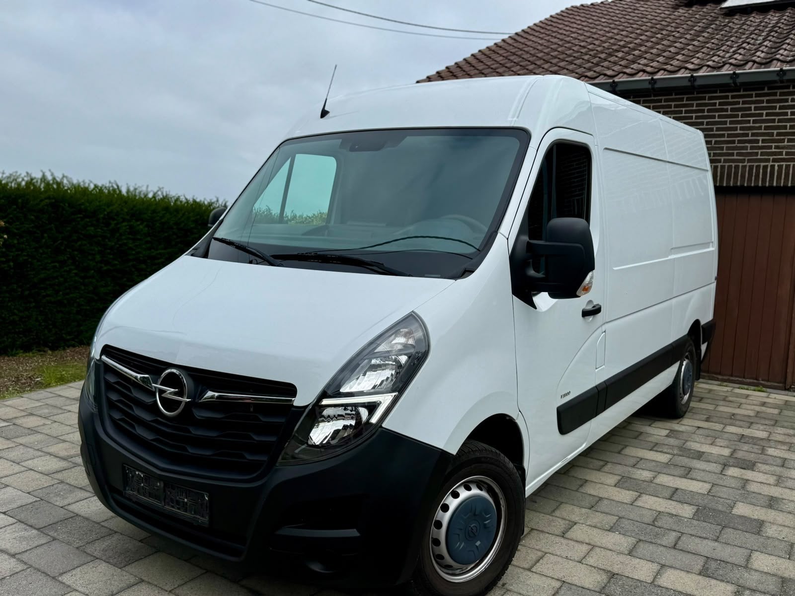 Opel Movano F3300 “TURBO D” boxer L2H2 2.3 diesel /136 PK, 100 kW, Euro 6, Wit, Particulier