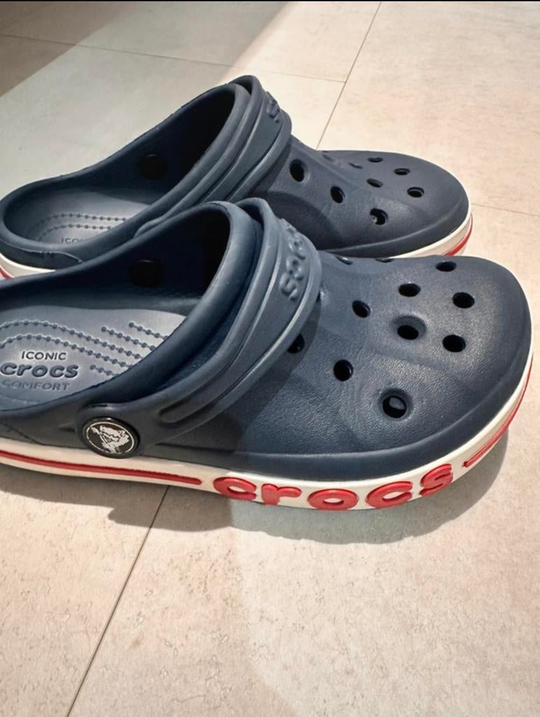 Crocs pointure 31 très bon état porté quelques fois, Enlèvement, Comme neuf