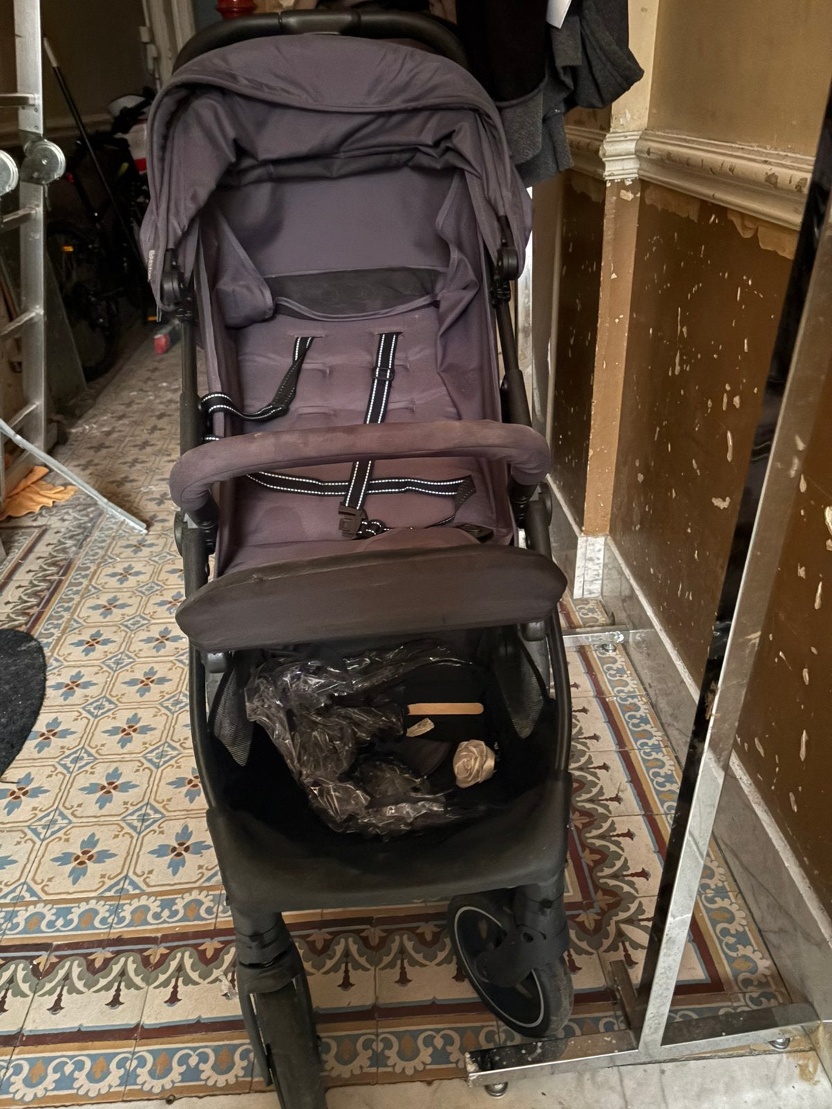Poussette a vendre, Enlèvement, Comme neuf
