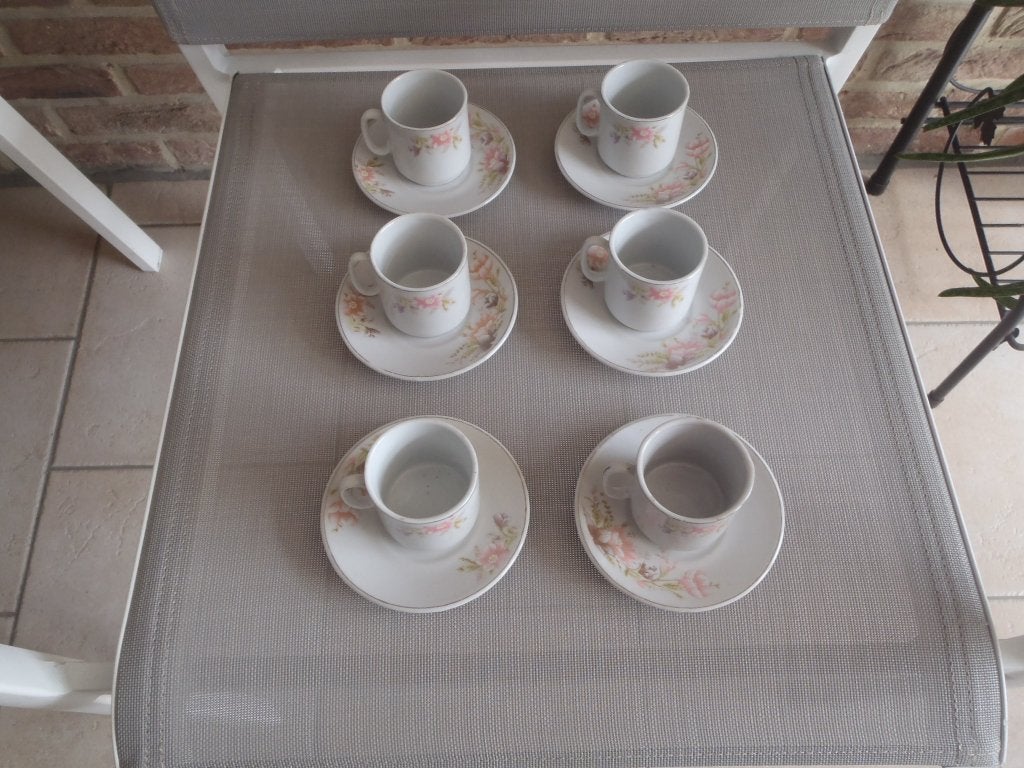 1 lot de 6 mini tasses et sous-tasses, Enlèvement ou Envoi, Comme neuf, Tasse(s) et/ou soucoupe(s)