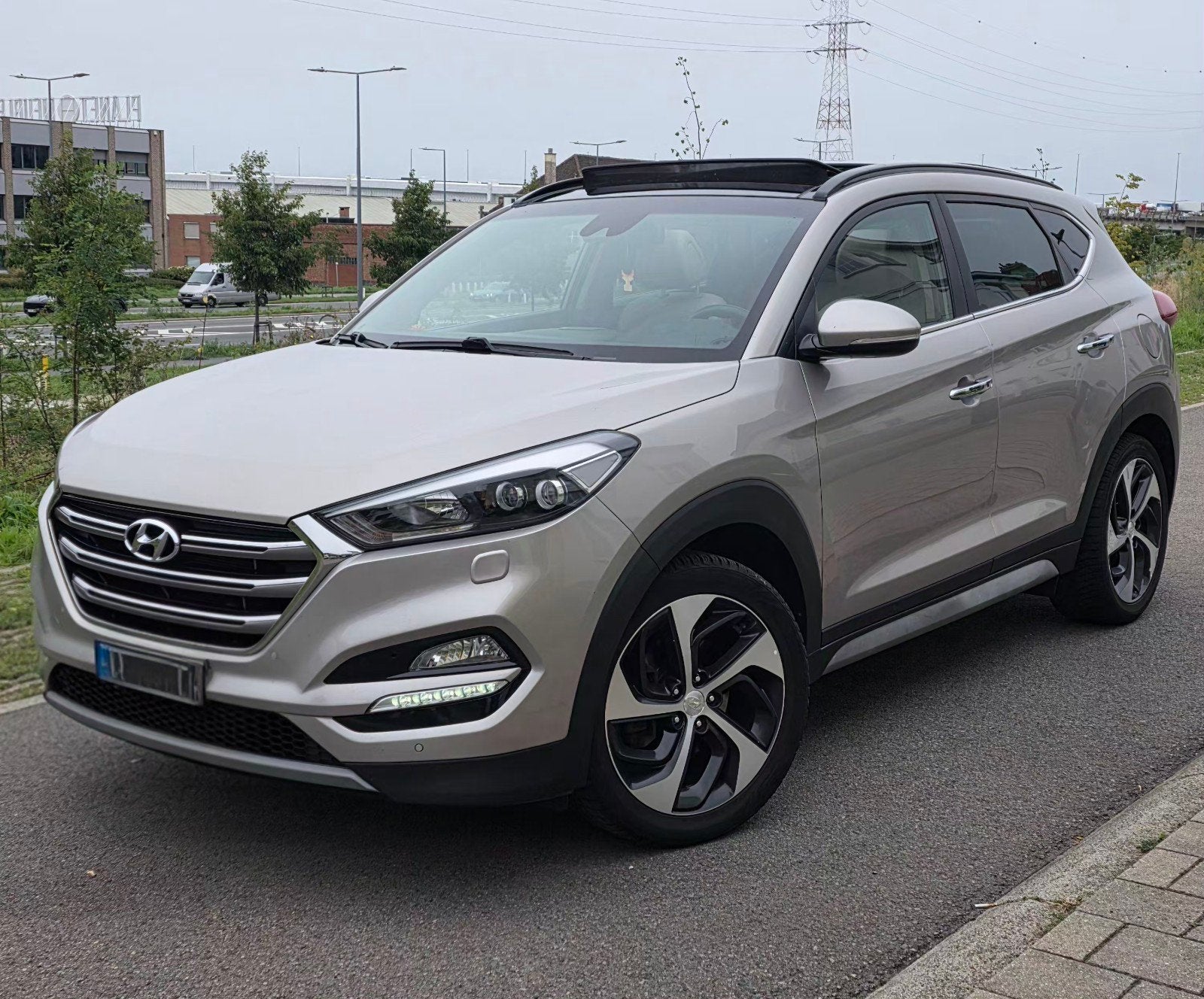 Hyundai Tucson 2.0 diesel AWD, Autos, Cuir, Achat, Boîte manuelle, Beige