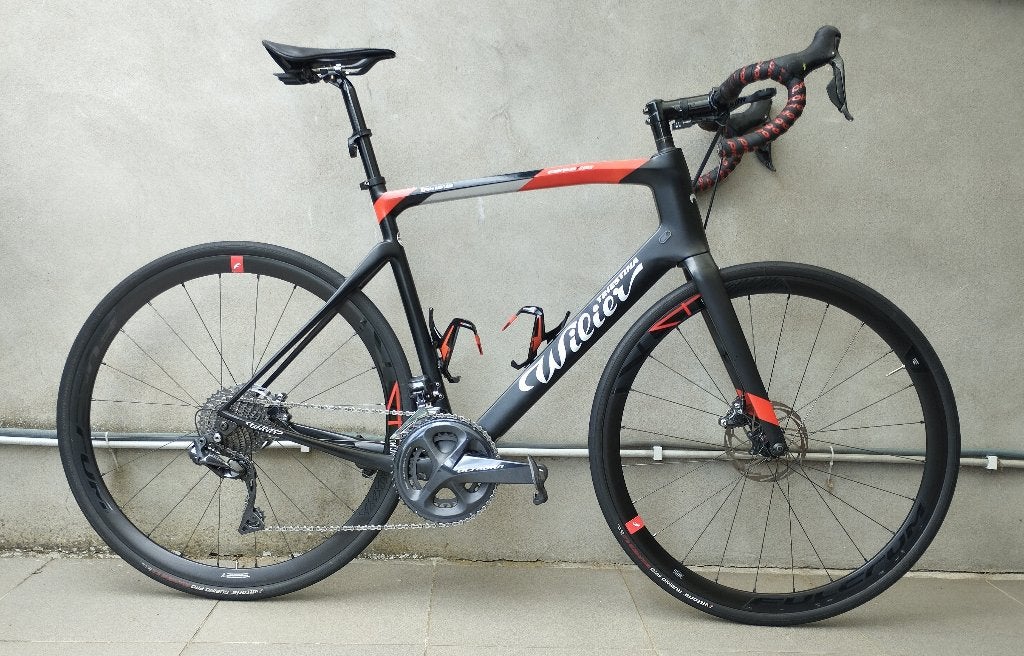 Wilier Ultegra DI2, Carbon, Meer dan 20 versnellingen, Schijfrem, Ophalen