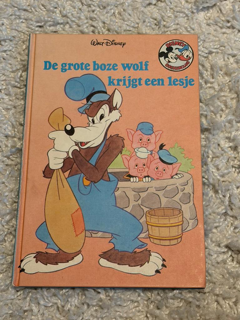 Disney boekenclub - De grote boze wolf krijgt een lesje, Boeken, Ophalen of Verzenden, Gelezen, Jongen of Meisje, Fictie algemeen